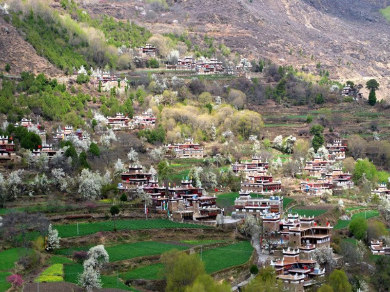 甲居藏寨景点图片