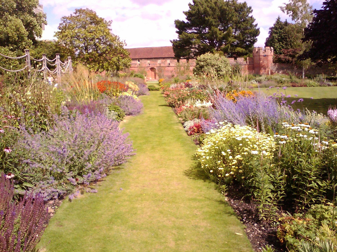 Bishop's Palace Gardens景点图片