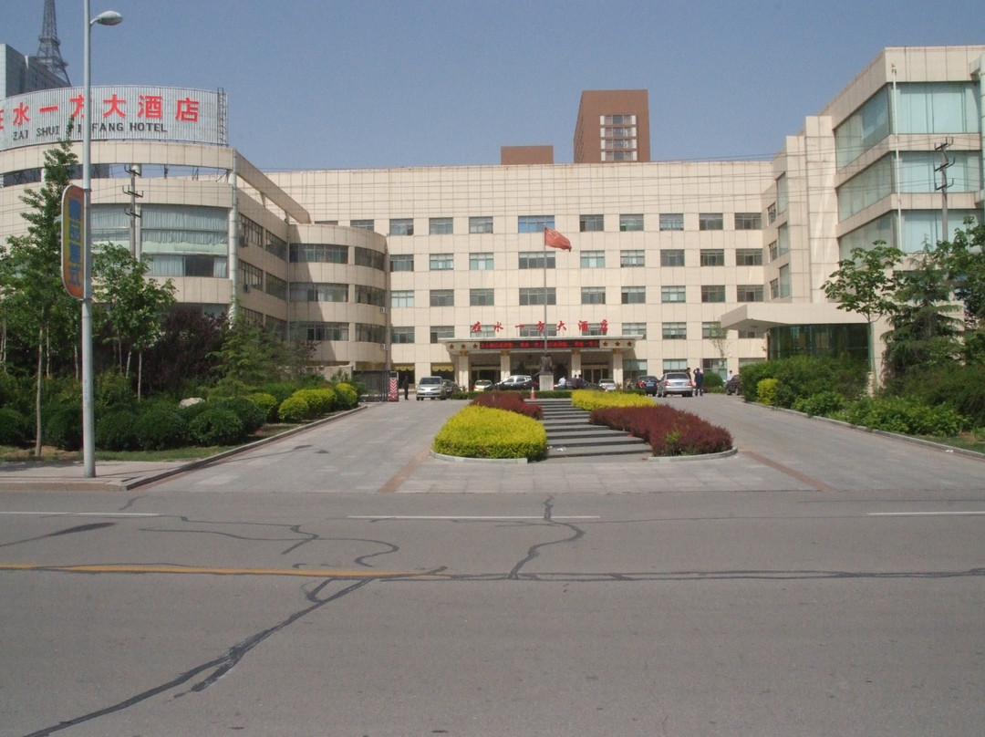 在水一方大酒店 主图