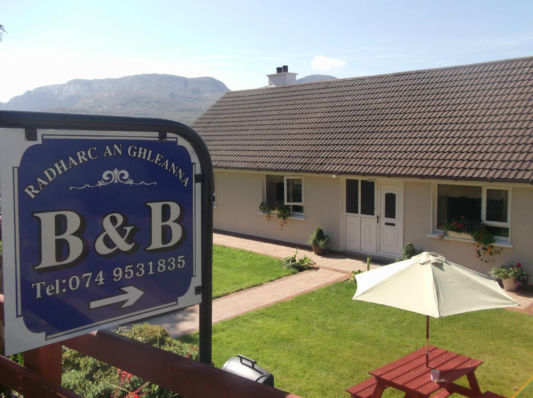 Radharc an Ghleanna主图