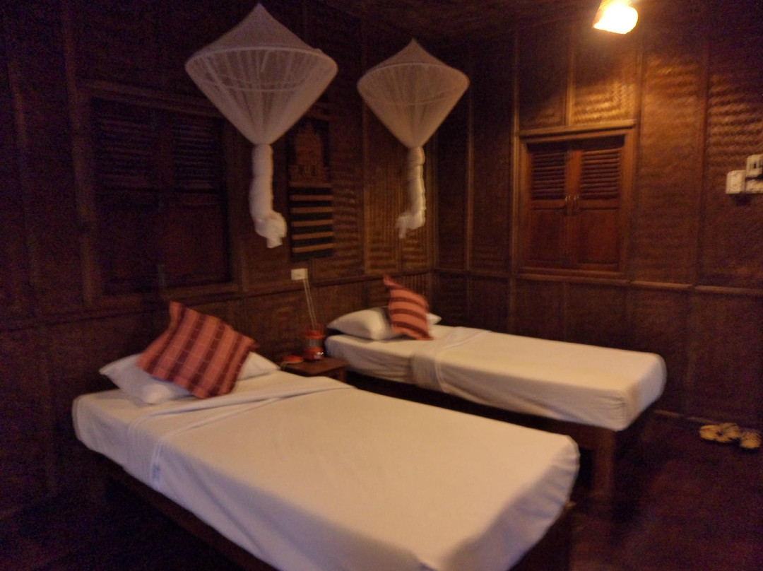 Mekong Riverside Lodge