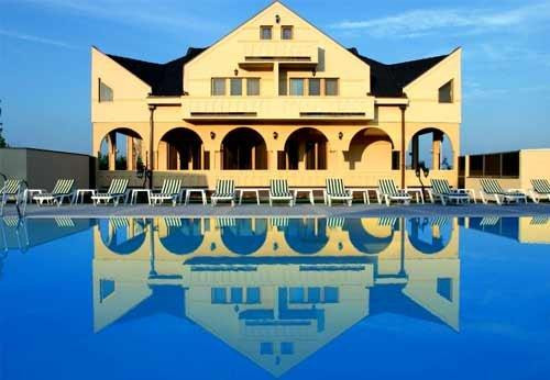Hotel President主图