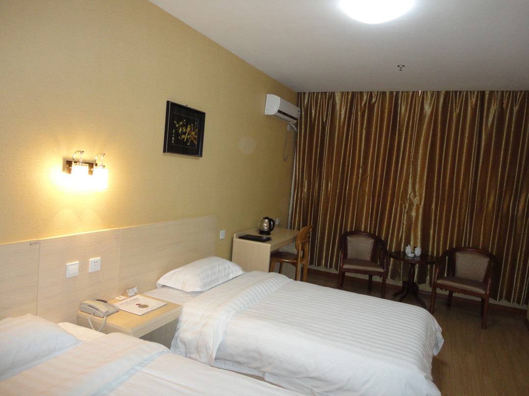 速8酒店青岛胶南新汽车站店主图