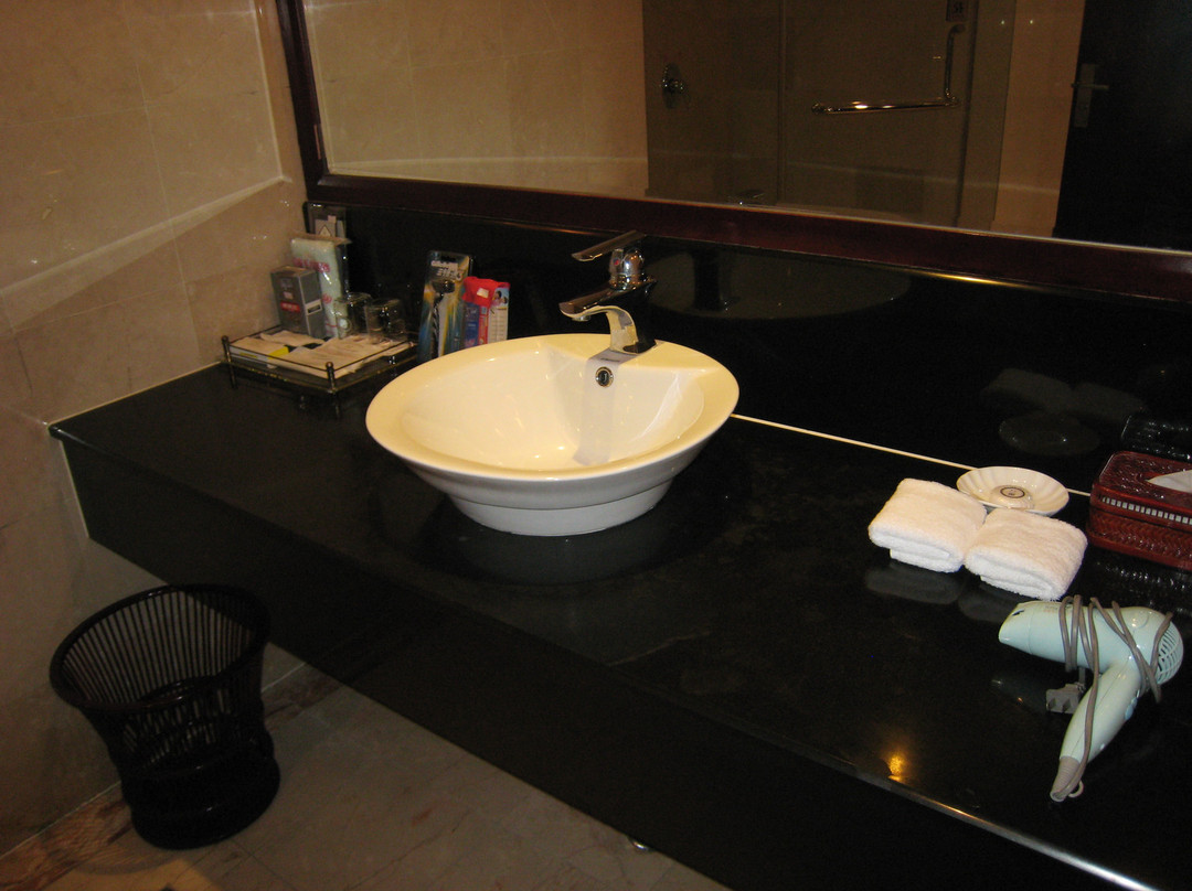 襄樊城市名人酒店航空路店主图