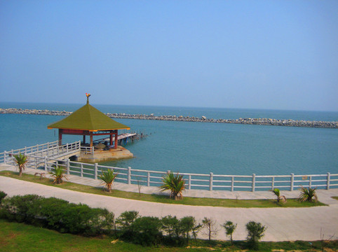 放鸡岛海上游乐世界-电白县必去景点