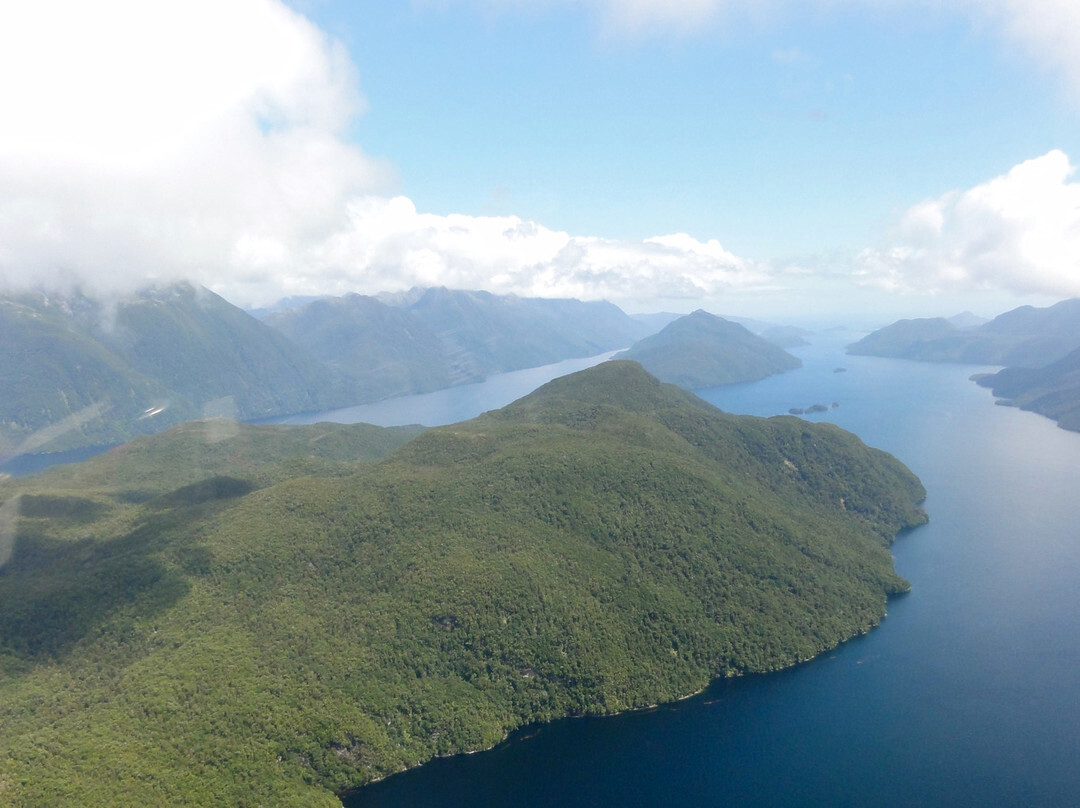 Fiordland Helicopters-蒂阿瑙必去景点