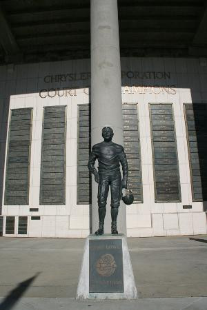 玫瑰碗体育馆-帕萨迪纳必去景点