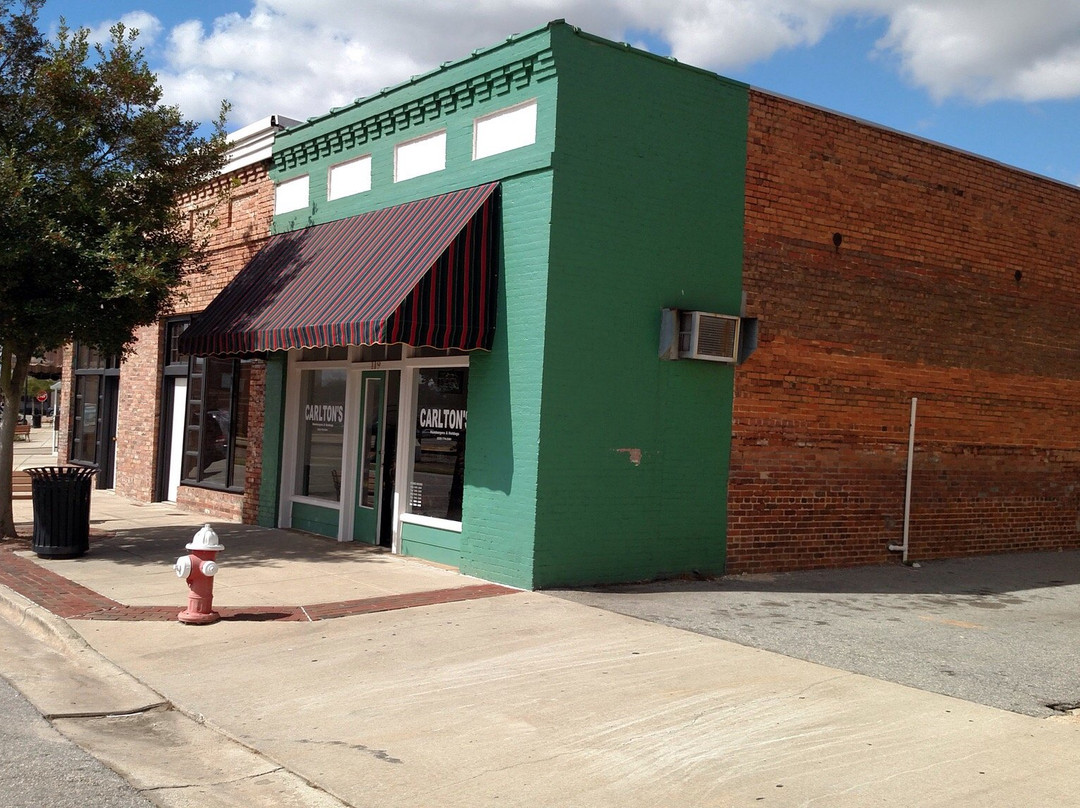 Carlton's Hamburgers and Hotdogs