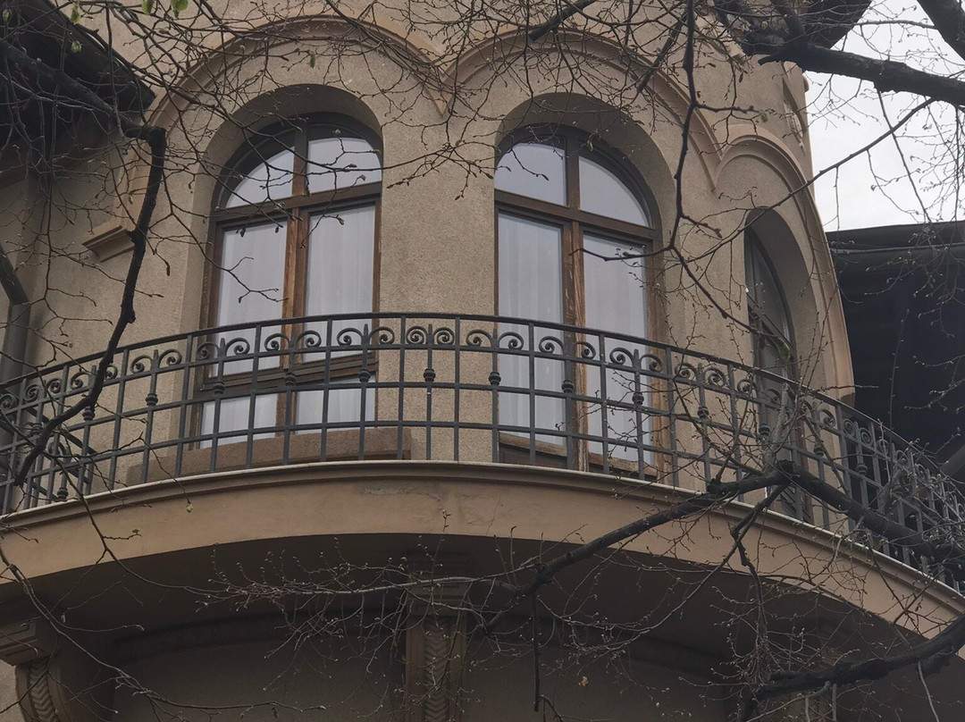 卡罗尔酒店主图