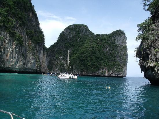 Captain Bob's Cruise-大皮皮岛必去景点