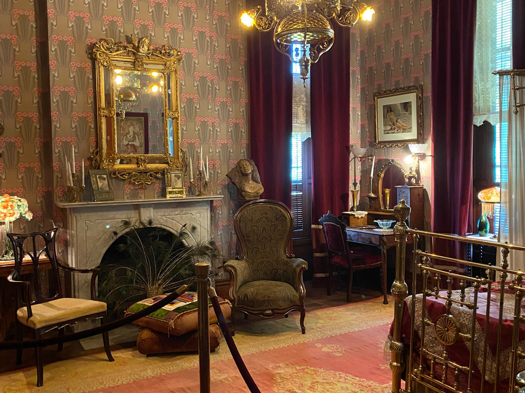 Historic General Dodge House-康瑟尔布拉夫斯必去景点