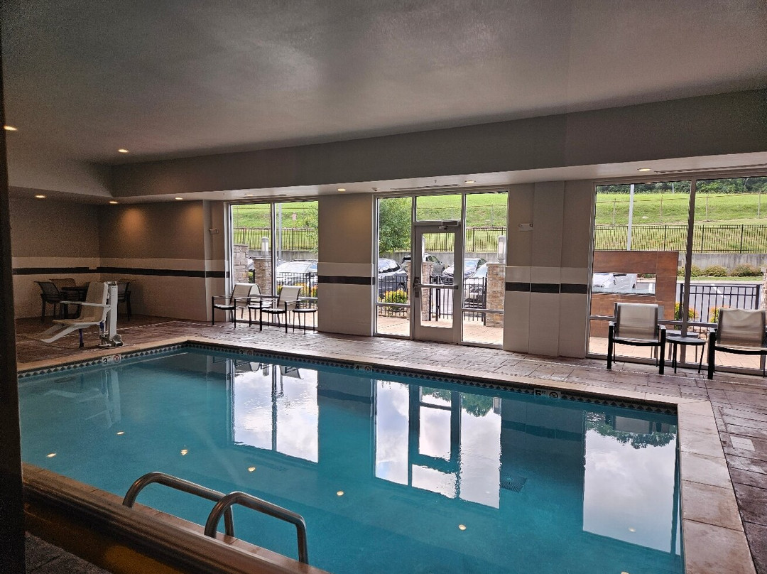 La Quinta Inn & Suites by Wyndham Cleveland TN主图