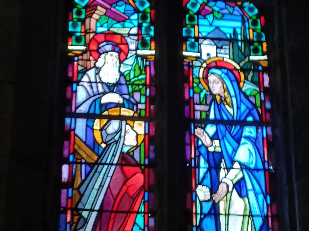 Eglise Saint-Pol-Aurélien-Ouessant必去景点