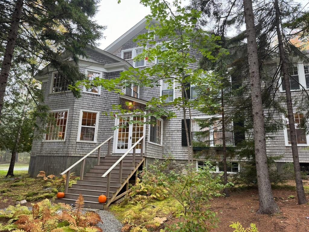 Harbourside Inn主图