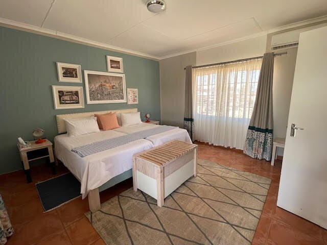 Canyon Roadhouse主图