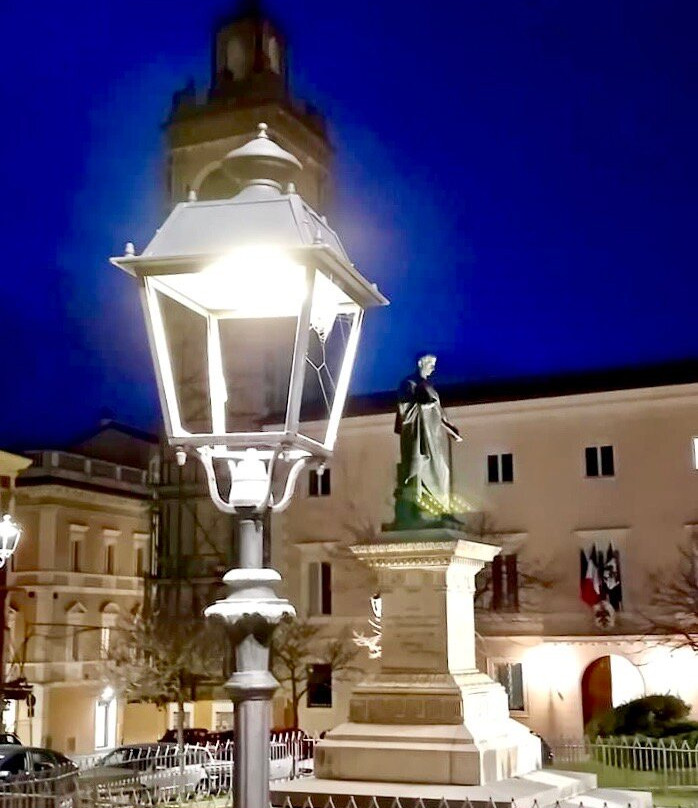 Piazza del Palazzo-拉奎拉必去景点