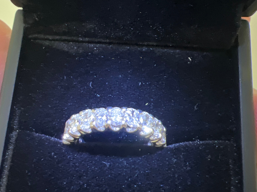 Ajanta Jewelers-圣 托马斯必去景点