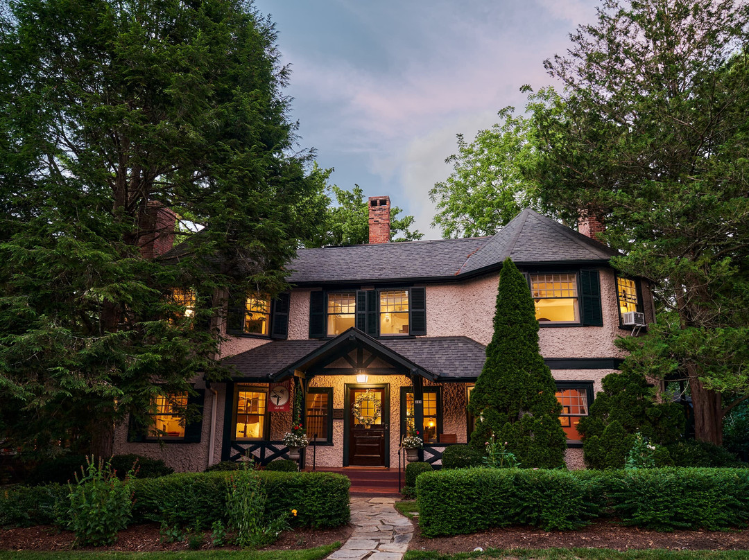 Pinecrest Bed & Breakfast主图