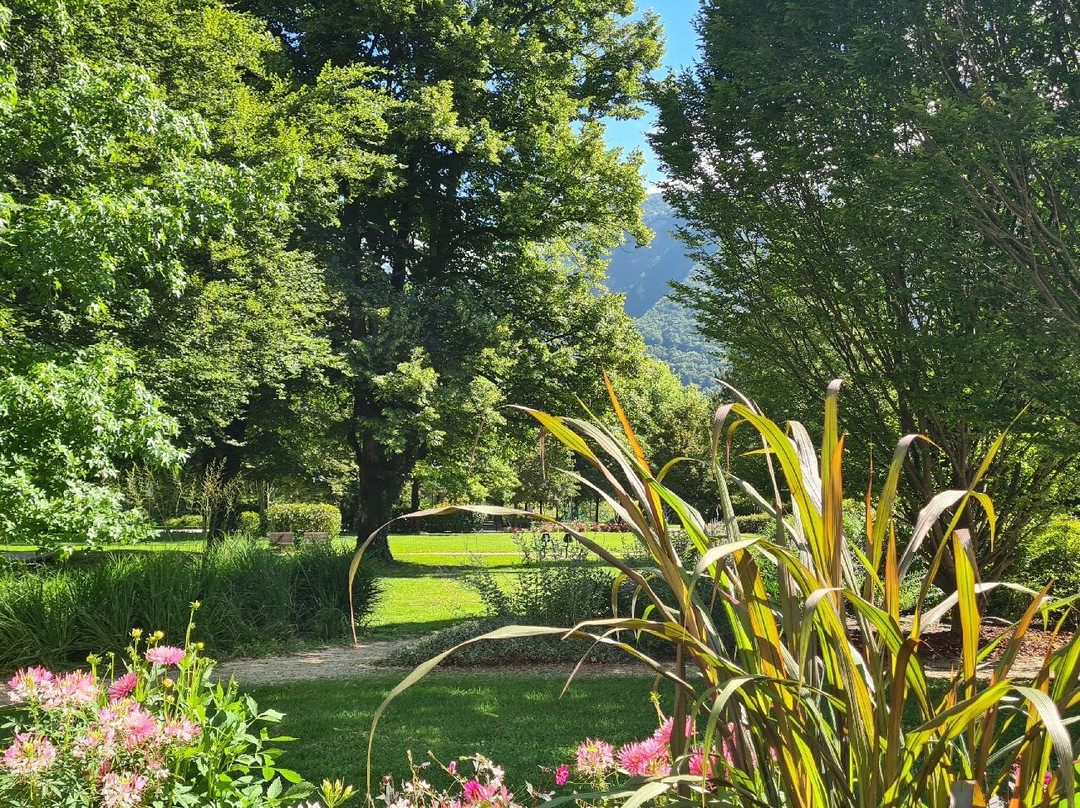 Centre Thermal La Lechere-Les-Bains景点图片