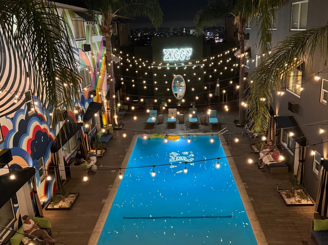 日落格拉夫顿酒店主图