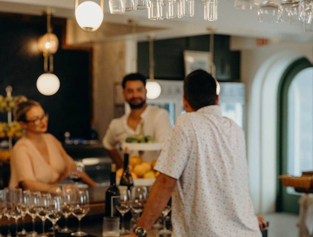 Wine Shop VI-克鲁兹湾必去景点