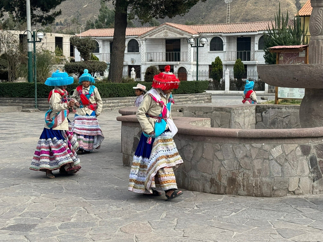 Plaza de Armas de Chivay-Chivay必去景点