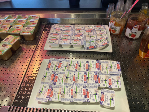 B&B HOTEL Saint-Witz Roissy主图