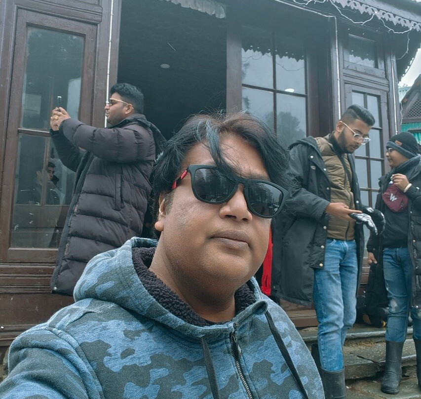Gulmarg Zahgeer Continental主图