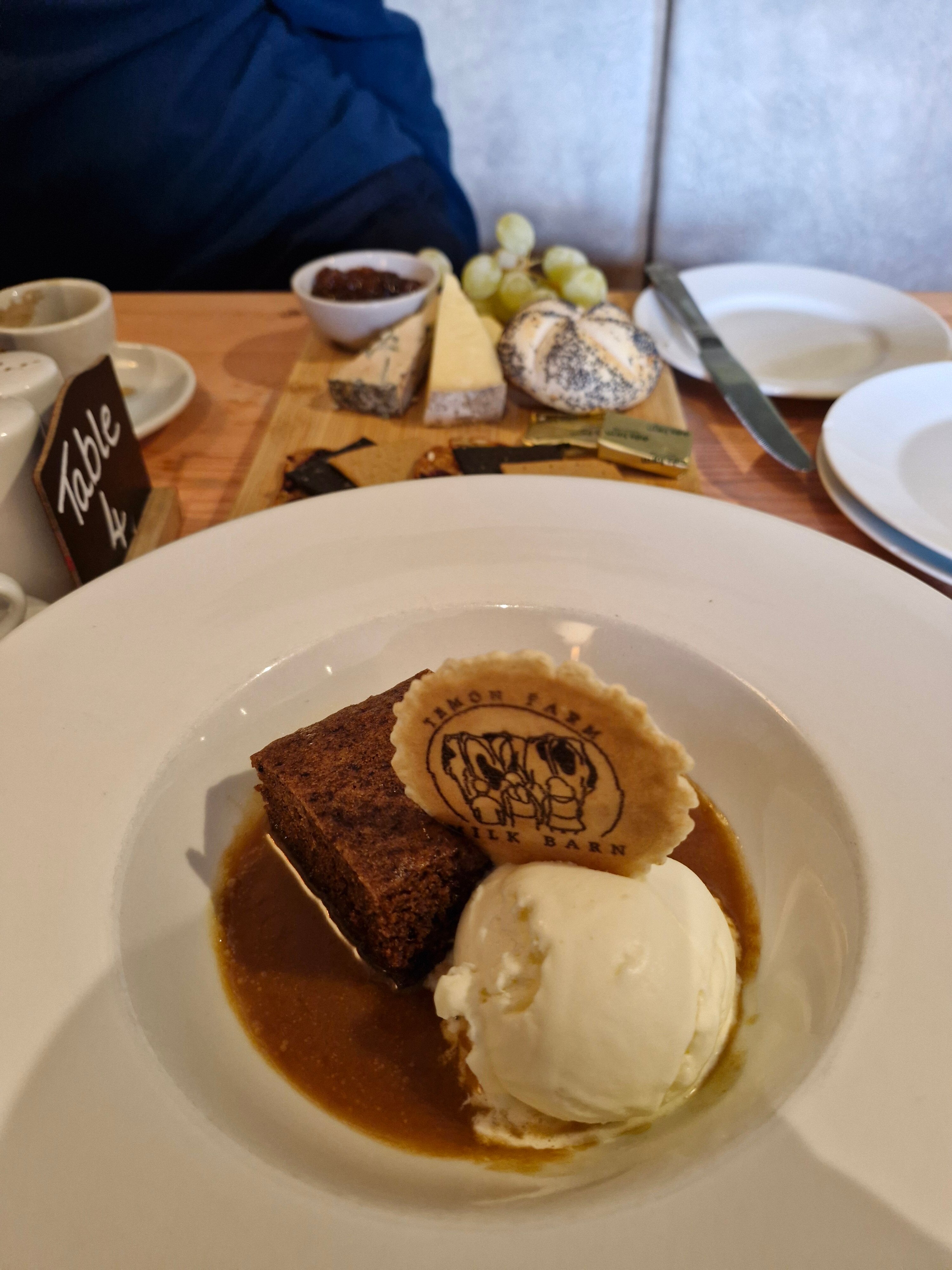 The Twice Brewed Inn-官方