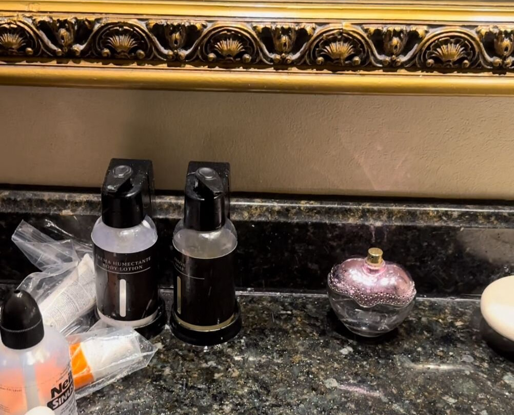 萨菲皇家豪华酒店主图