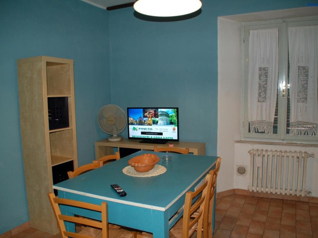 Casa Lapis