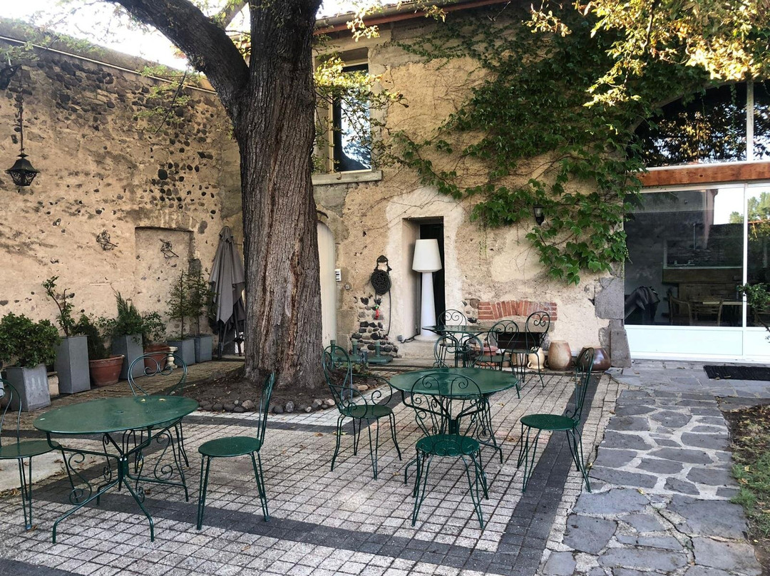 La Cour Carree主图