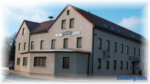 Groitzsch酒店住宿-Hotel Kastanienhof