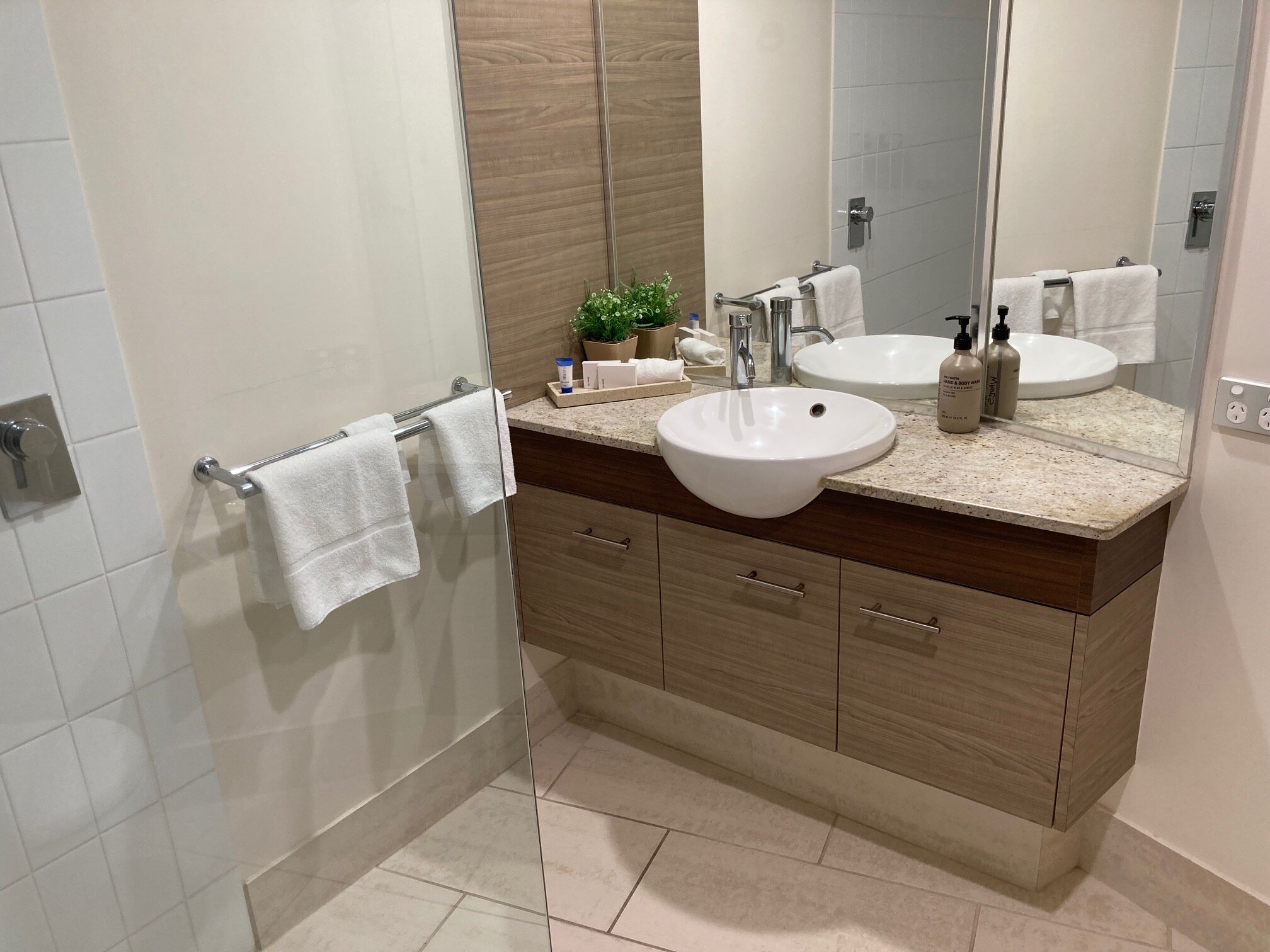 Waves Maroochy River-浴室