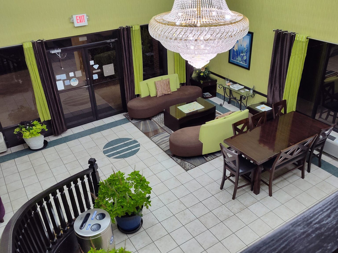 Quality Inn West主图