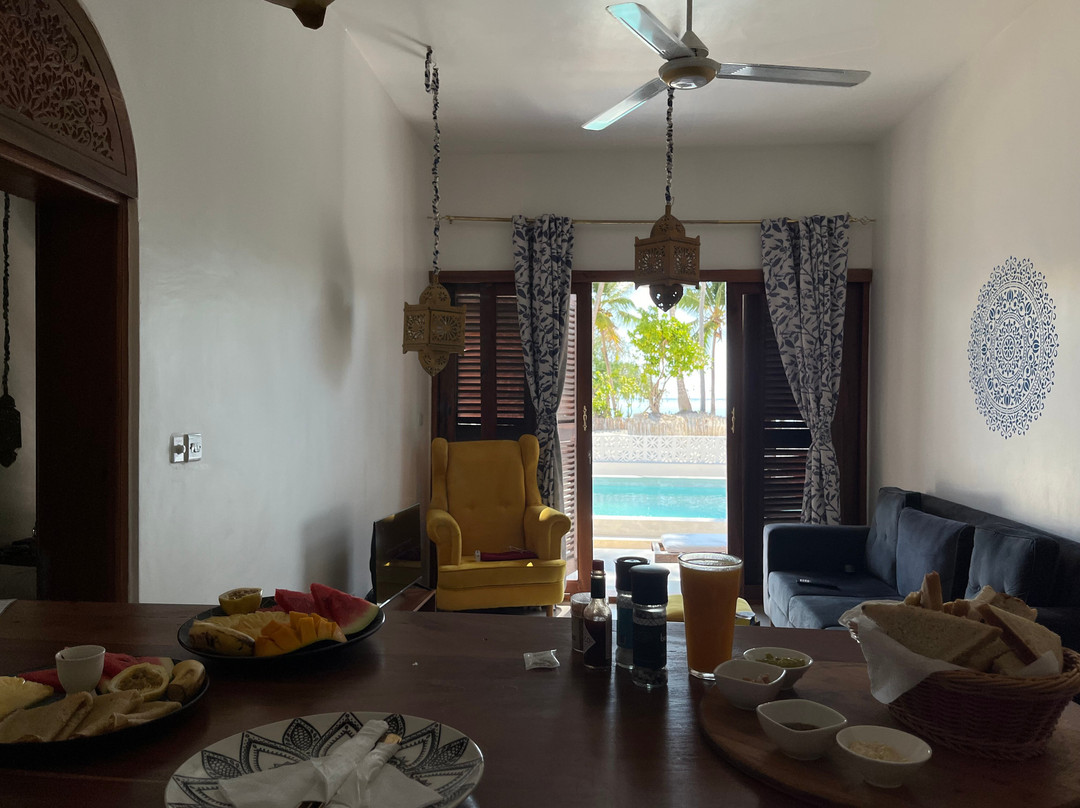 Pili Pili Luxury Orient Beach