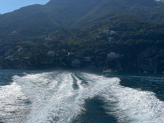 Petruccelli Sea Service-萨勒诺必去景点