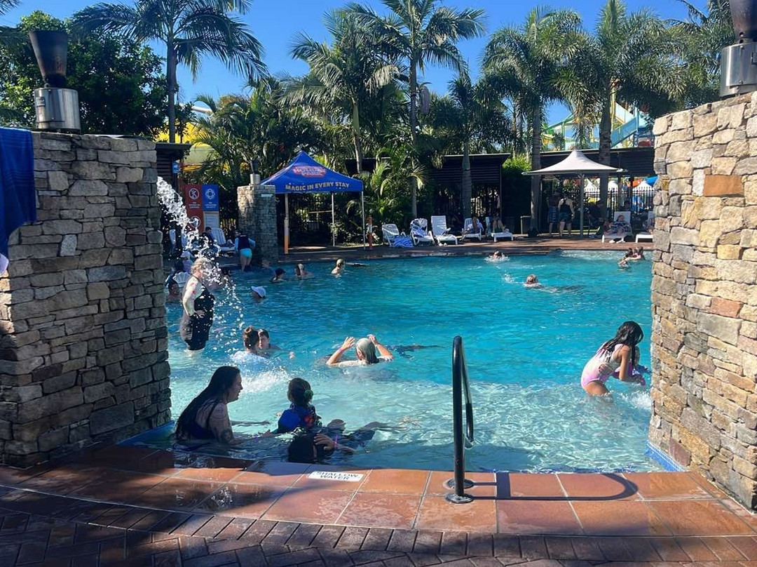 黄金海岸假日公园酒店主图