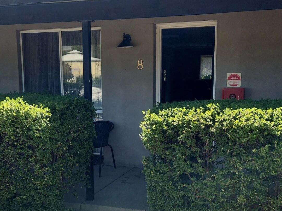 Burringa Motel主图