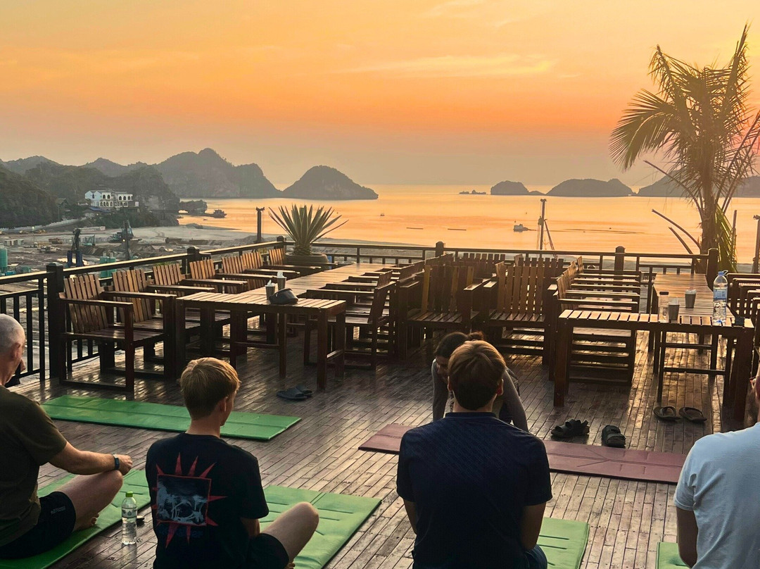 The One Hostel Cat Ba