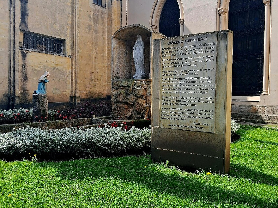 Iglesia Nuestra Senora de Lourdes-波哥大必去景点