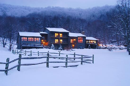 Yonahlossee Resort Accommodations主图