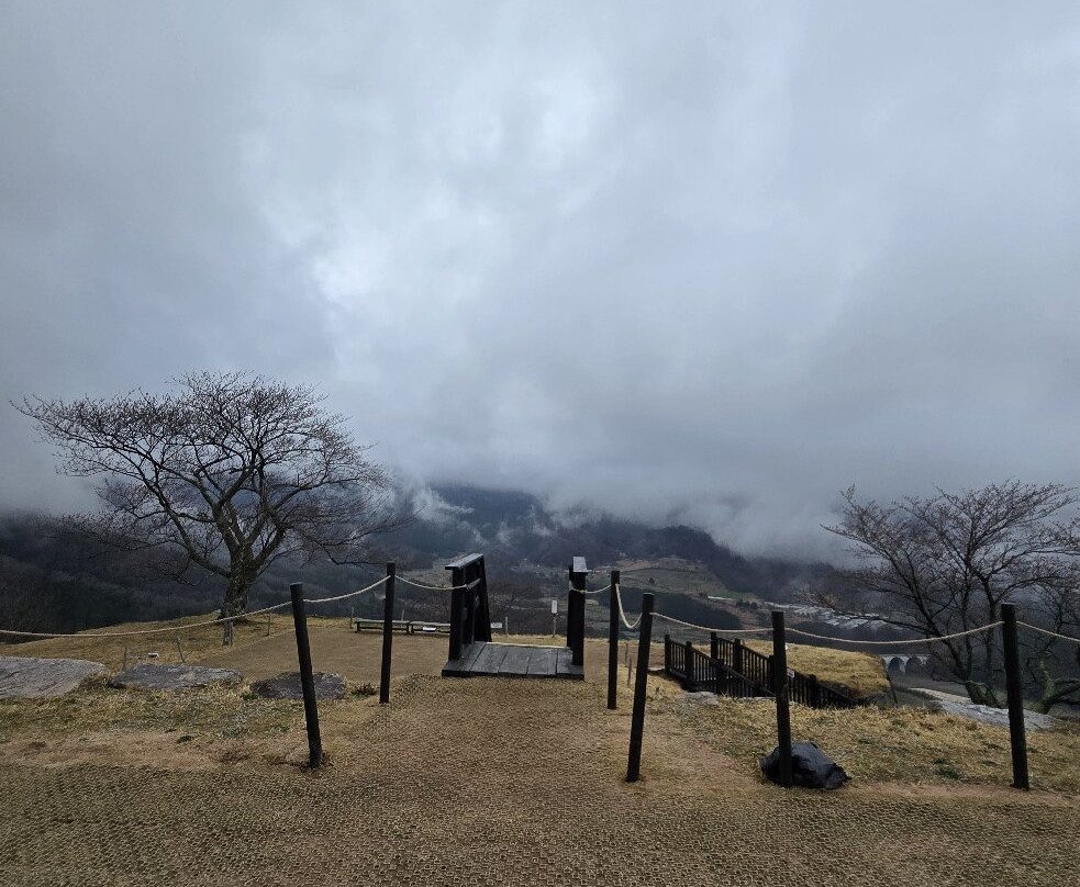 Takeda Castle Ruins景点图片