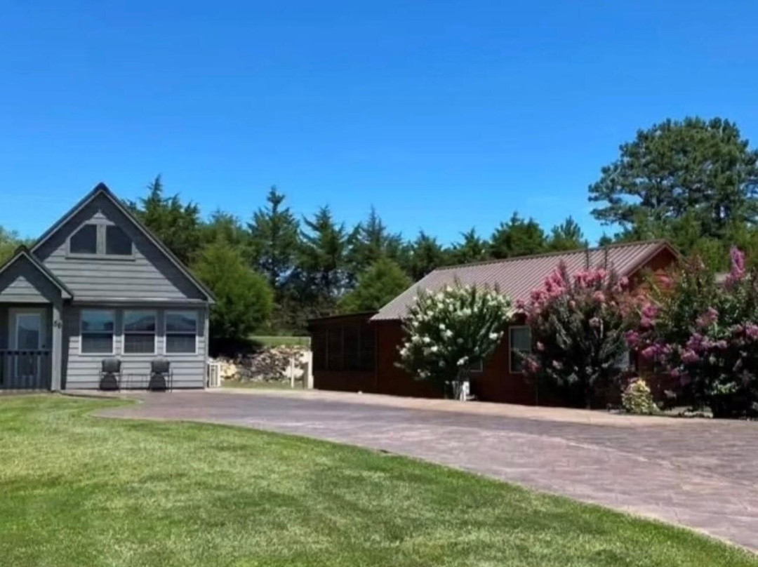 Smith Lake RV & Cabin Resort景点图片