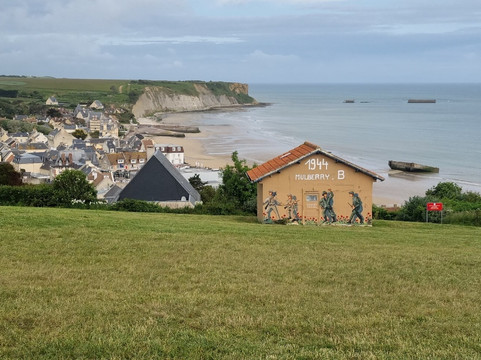 Normandy Sightseeing Tours-巴约必去景点