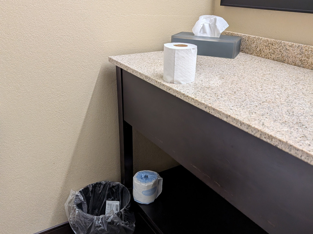 La Quinta Inn & Suites by Wyndham Elkview - Charleston NE主图