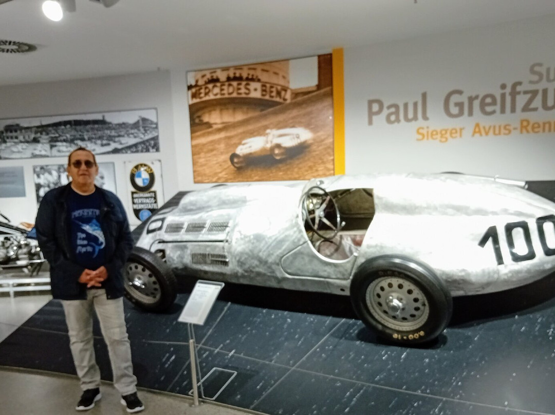 Fahrzeugmuseum Suhl-苏尔必去景点
