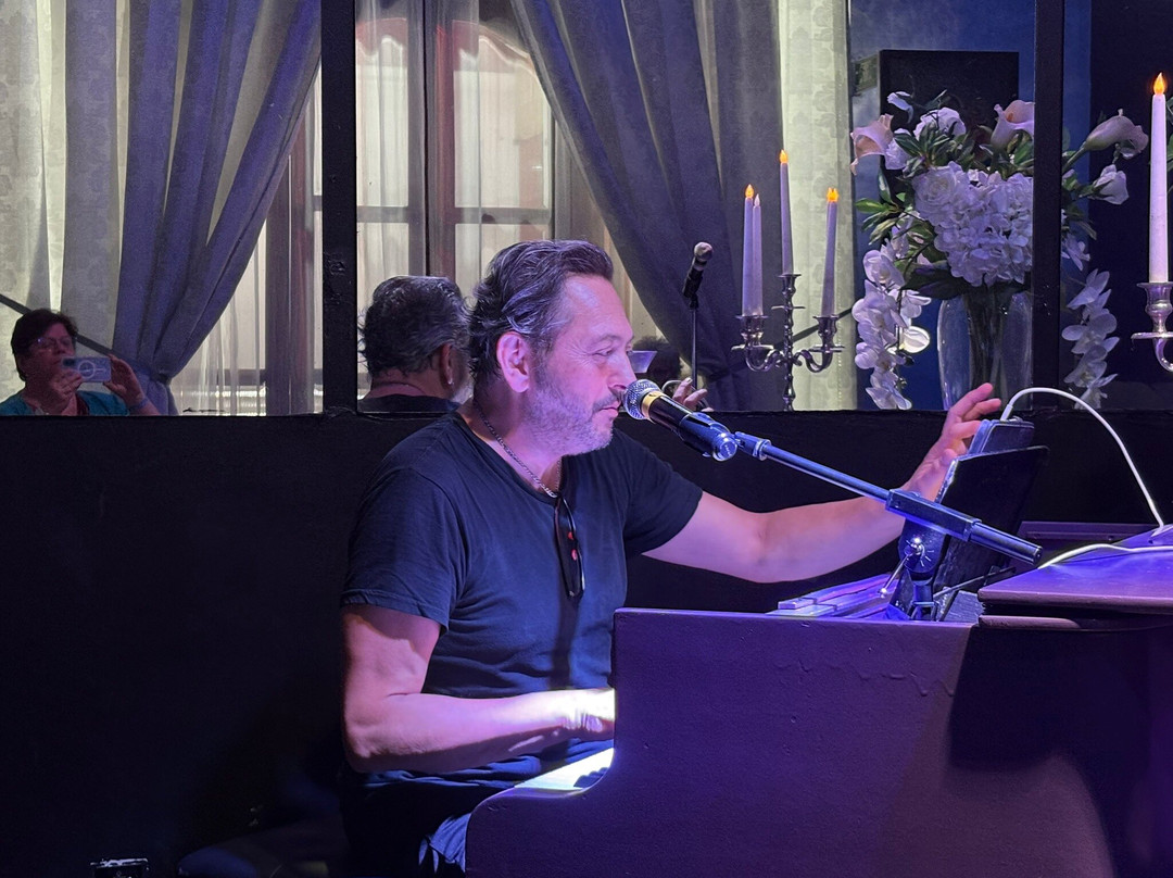 Act2PV Theater & Piano Bar-瓦拉塔港必去景点