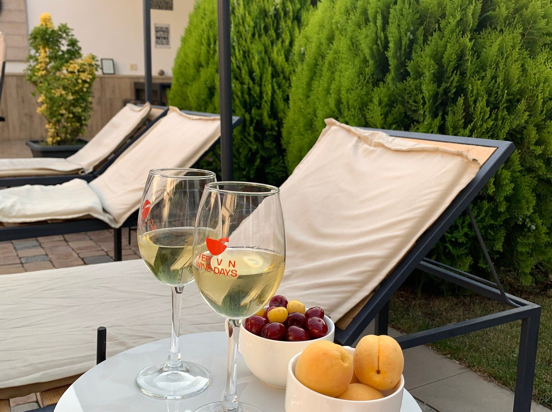 Garden Lounge Hotel主图