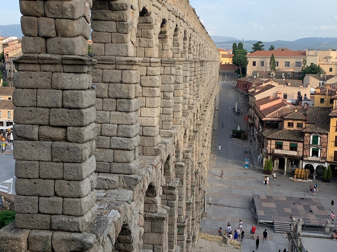 Hotel Apartamento ARALSO Sotillo主图